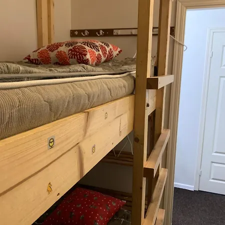 Artishalico אכסניה טאלין